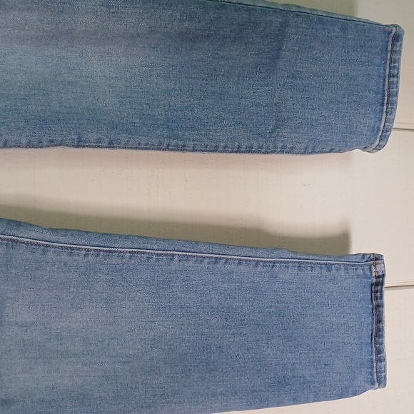 Old Navy Light Medium Wash Power Straight Jeans Size 10 Short - Picture 5 of 7
